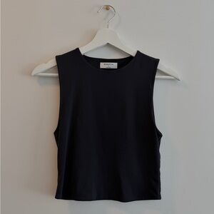 Babaton Classic Black Muscle Tee